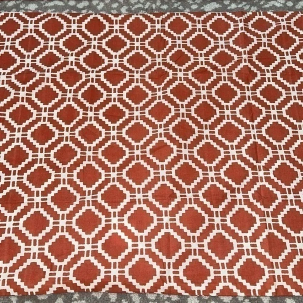 Crate&Barrel Set of 2 Sereno‎ Hand Blocked Coral King Size Shams Pillow Covers